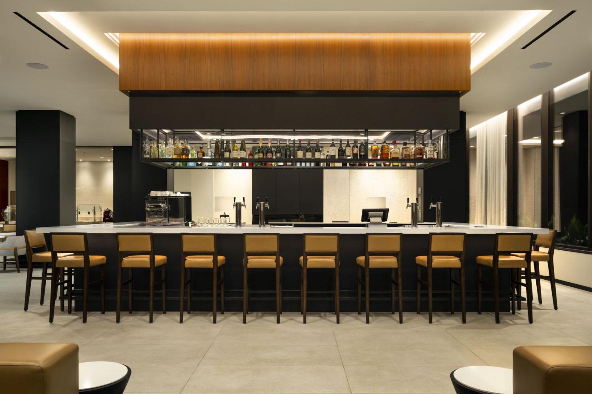Hotel Ac Downtown