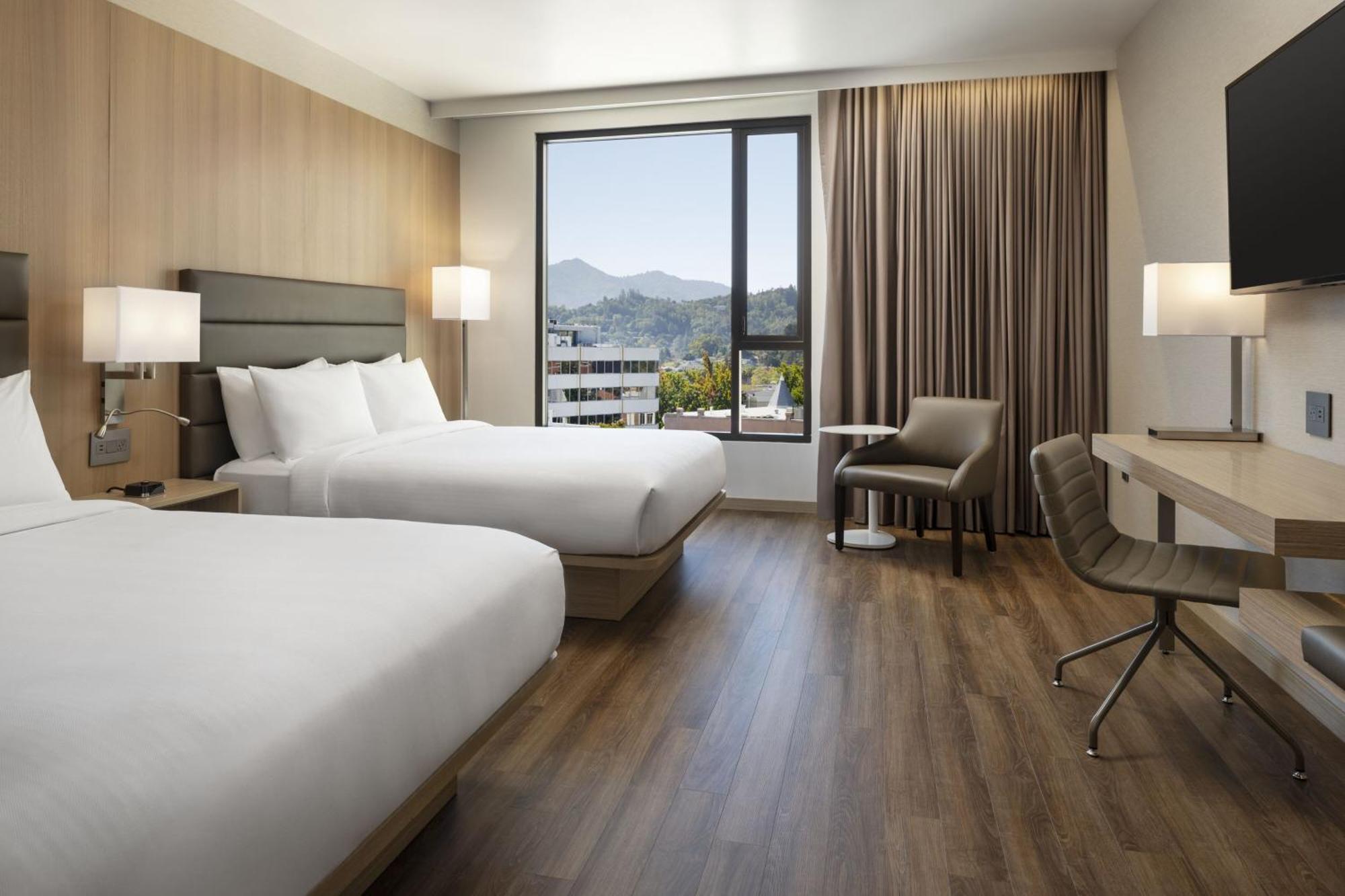 Ac Downtown Hotel 4*